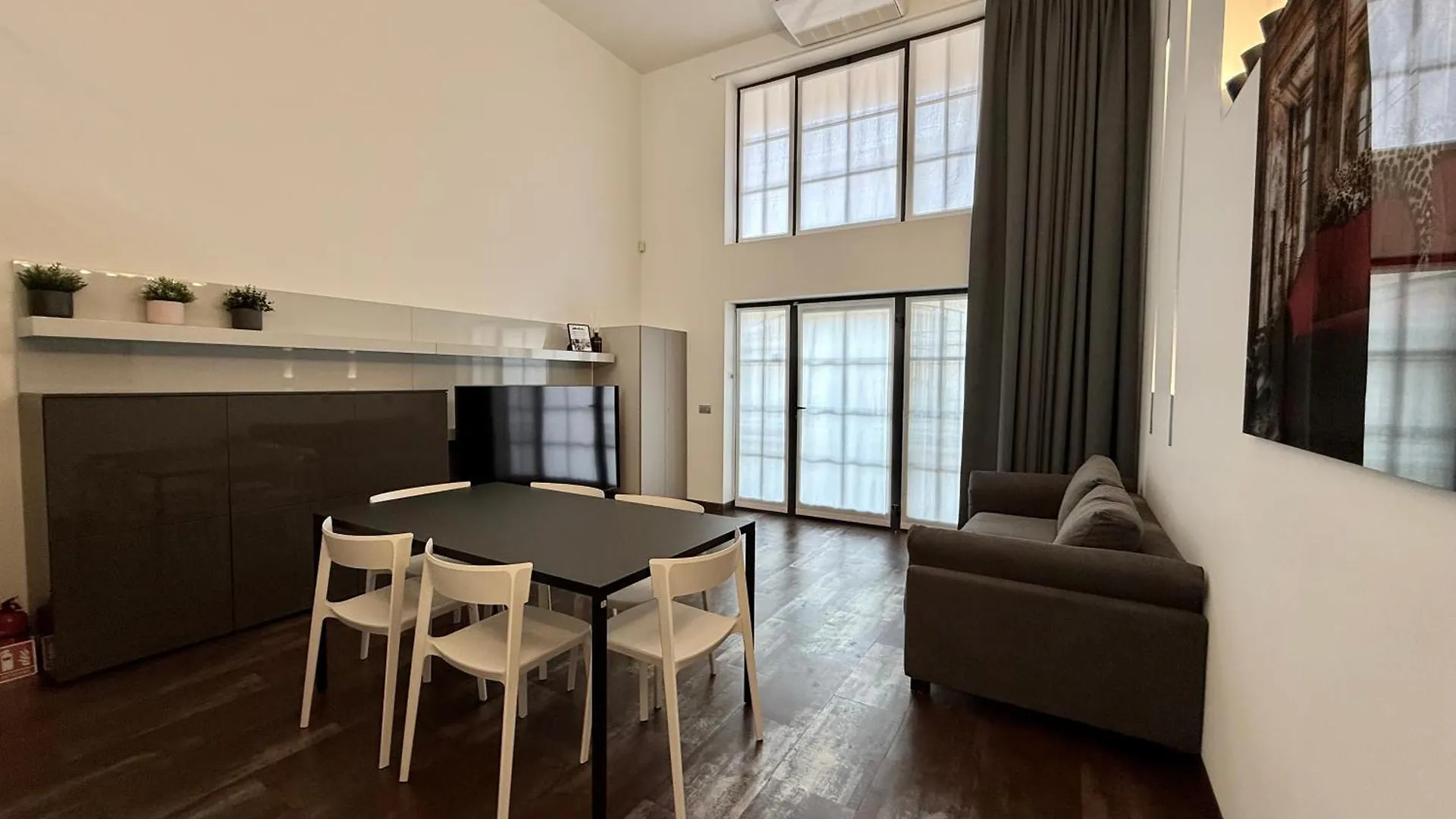 Luxury House In Milano Pietrasanta 120 Mq Apartamento