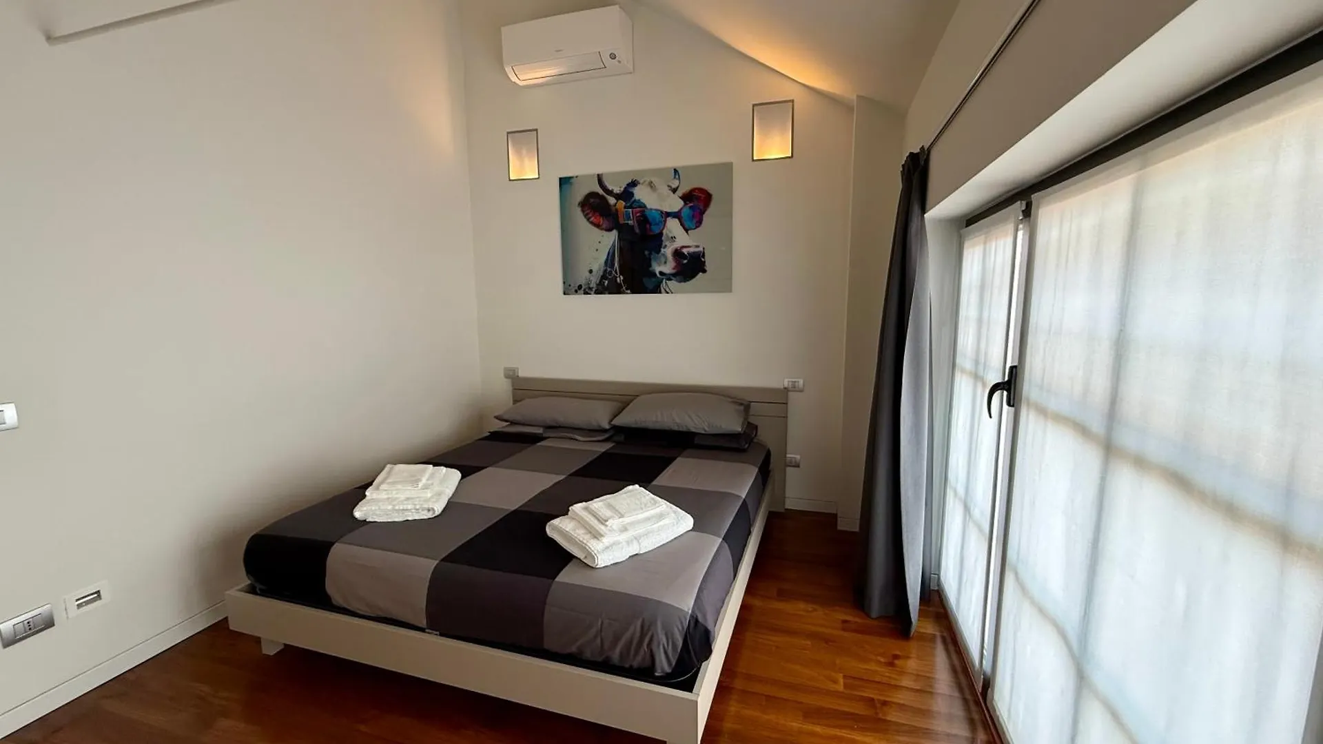 Luxury House In Milano Pietrasanta 120 Mq Apartamento 0*,